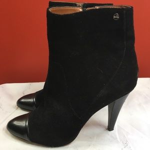 Calvin Klein Real suede with leather tip booties EUC